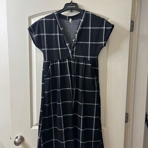 Flamingo Urban Black and White Plaid Midi Dress
